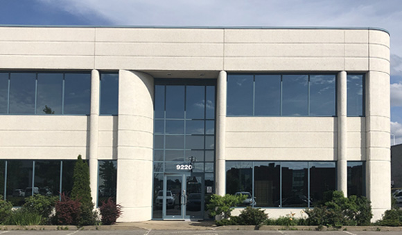 Laird Plastics Montral Location